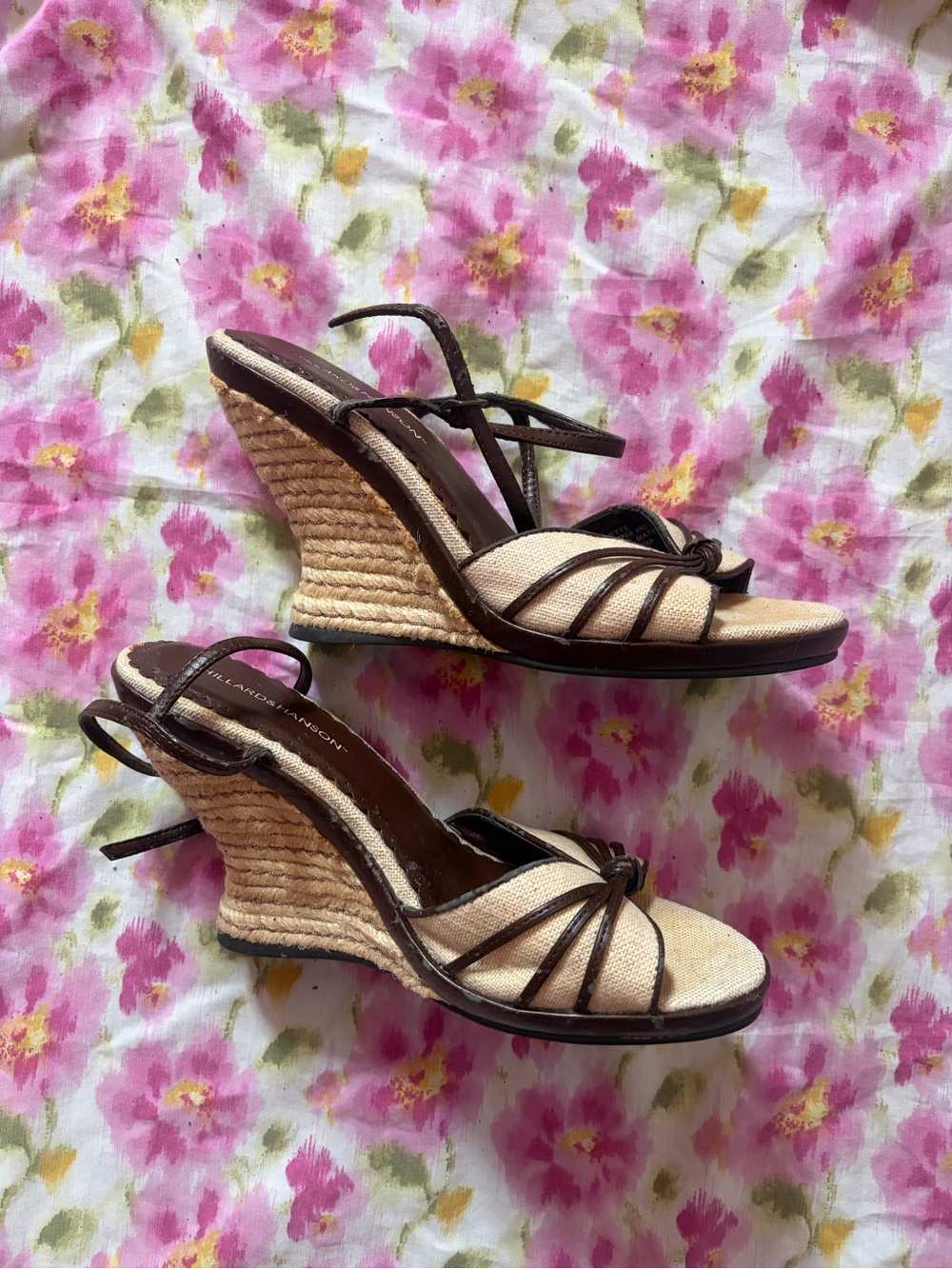 2000s Beige and Brown Espadrille Wedge Sandals 👡